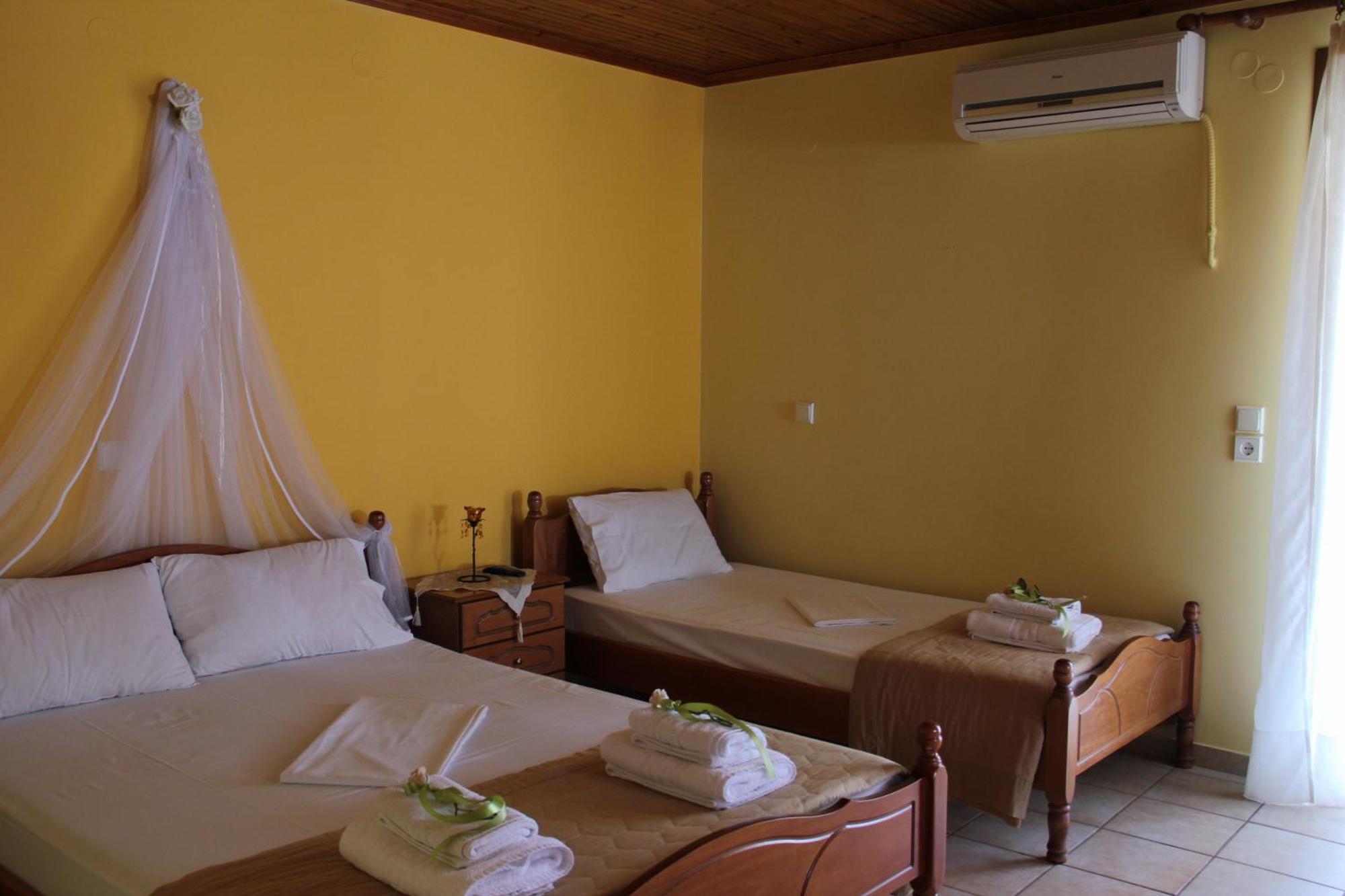 Stis Kyra - Vasilikis Apartment อิโออันนินา ภายนอก รูปภาพ
