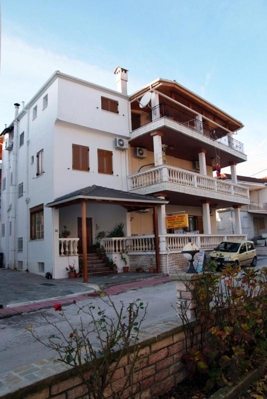 Stis Kyra - Vasilikis Apartment อิโออันนินา ภายนอก รูปภาพ