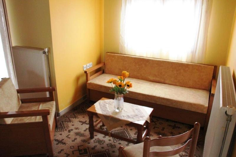 Stis Kyra - Vasilikis Apartment อิโออันนินา ภายนอก รูปภาพ